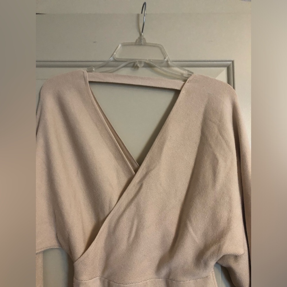 Cream Ling Dress - Picture 5 of 8